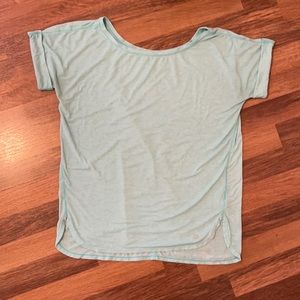 GAP Fit Breathe Roll-sleeve Tee